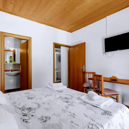 Apartment Toni Baska Voda