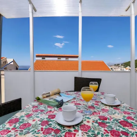 Toni Apartment