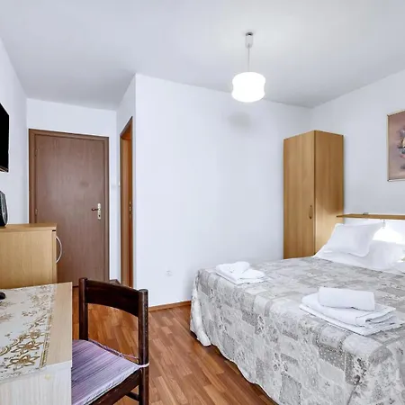 Toni Apartment *